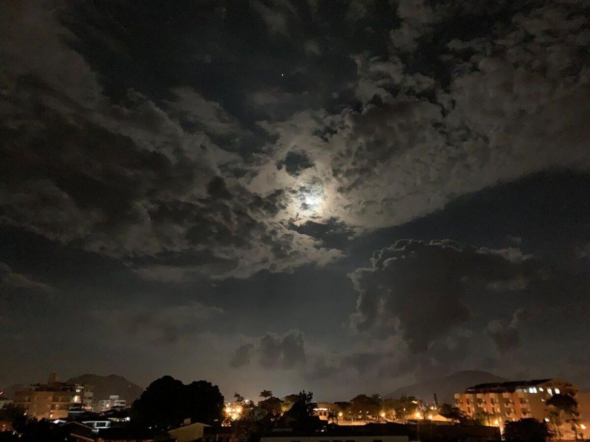 Apto Excelente C/Ar, Varanda Gourmet E Piscina Ubatuba Kültér fotó